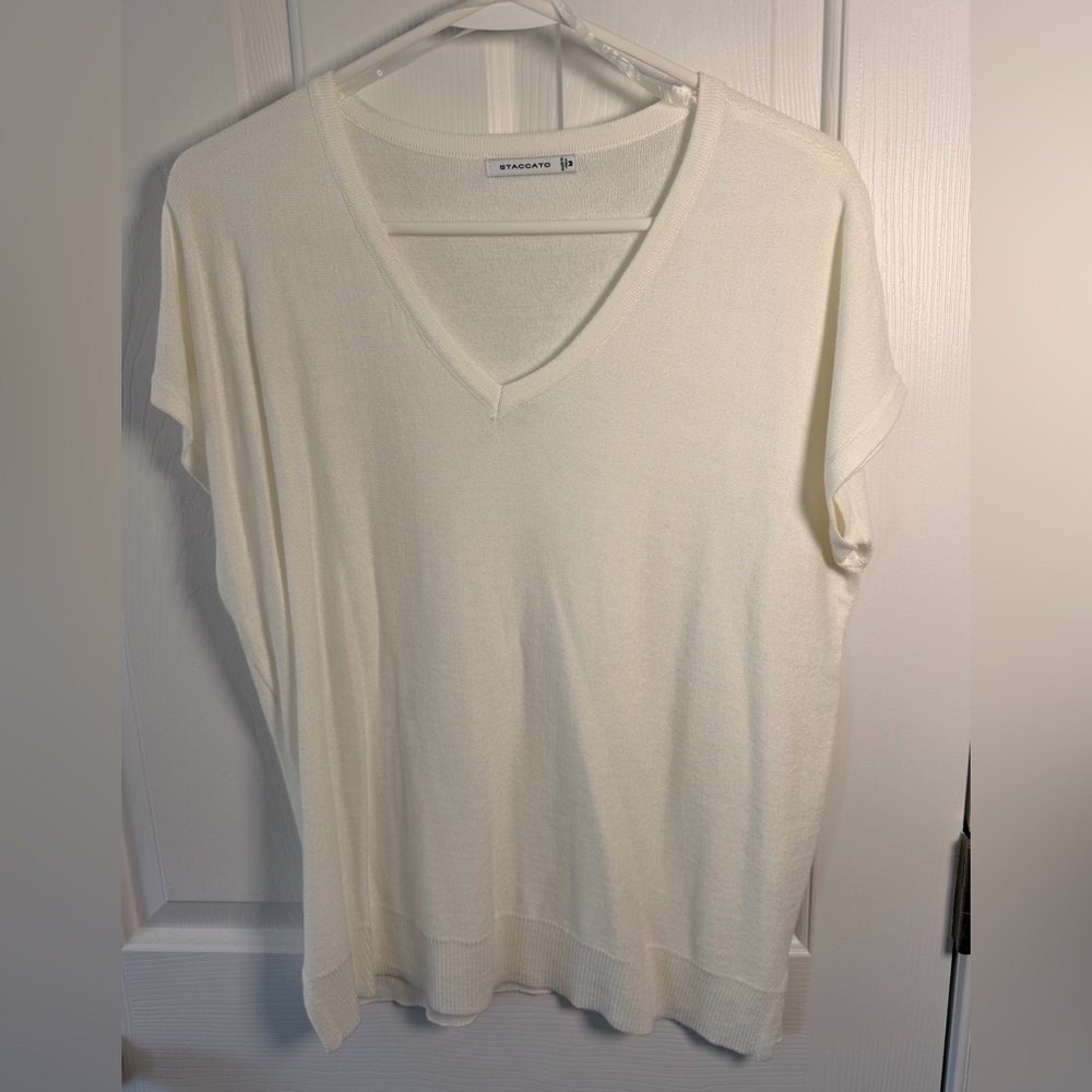 Staccato Women's Soft Cream Short Sleeve Top
